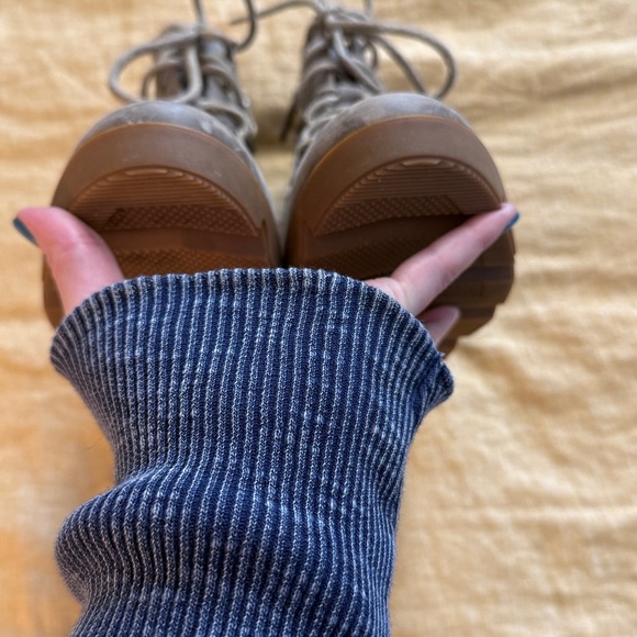 Sorel Joan Uptown Lace boots - Picture 9 of 17